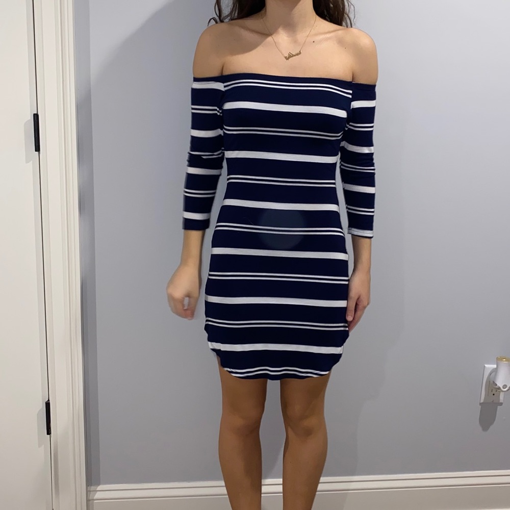 longsleeve dress
